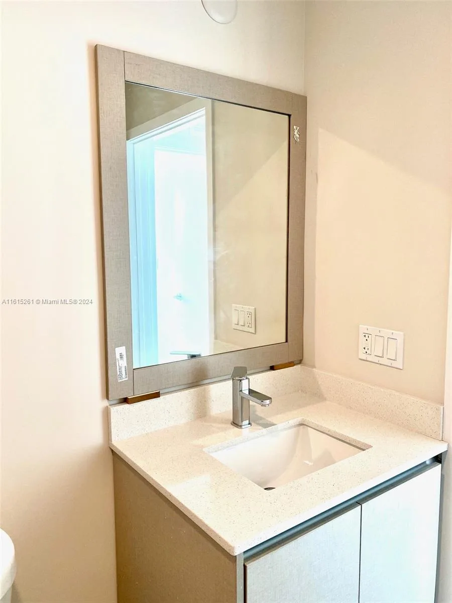 2505 NE 193rd St # 4207, Miami, FL 33180 photo 6