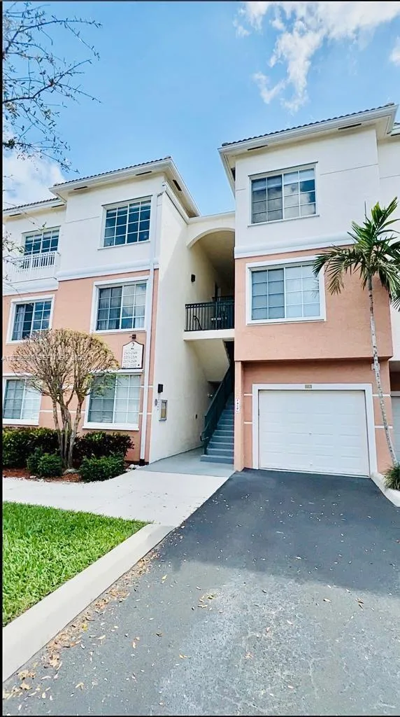 2304 E Myrtlewood Cir E # 304, Palm Beach Gardens, FL 33418