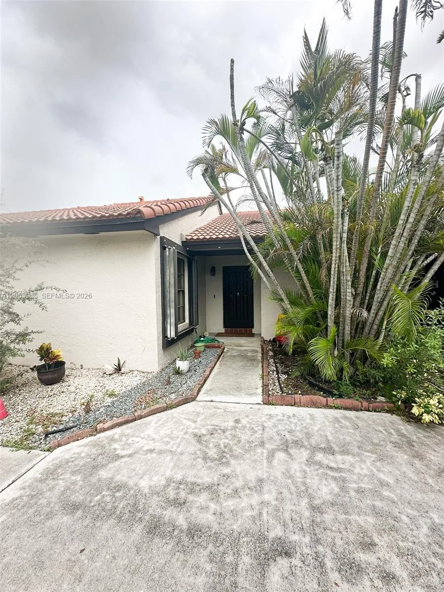 15295 SW 45th Ter # G-62, Miami, FL 33185