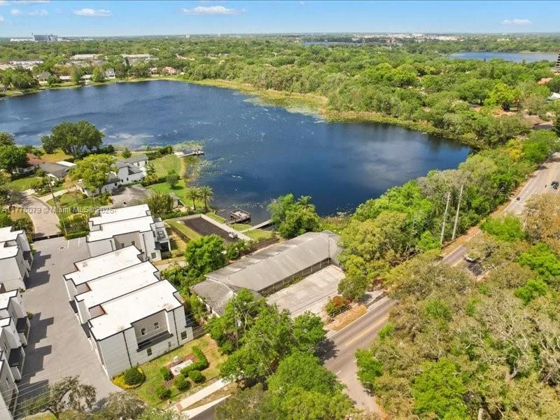 1903 S LAKEMONT AVE, Other City - In The State Of Florida, FL 32792