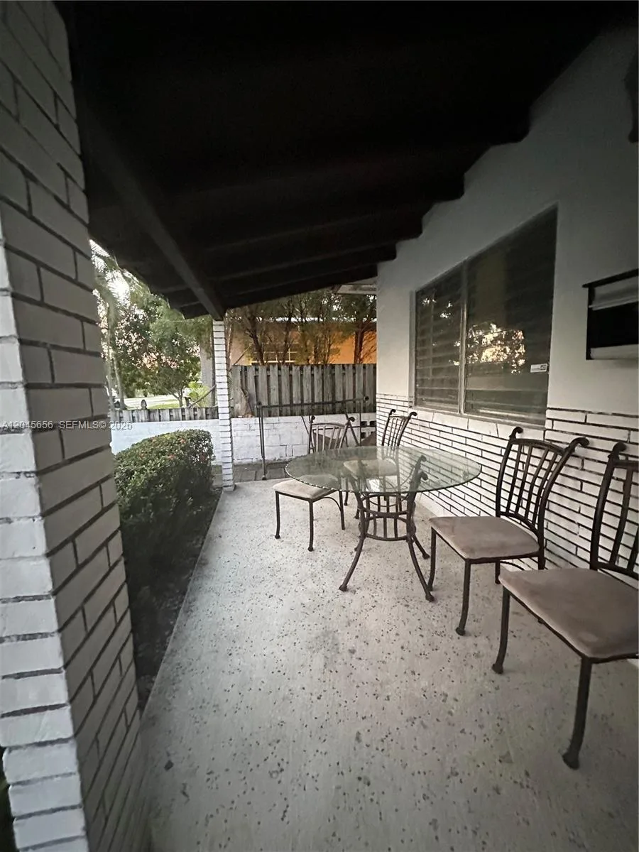809 NE 2nd St unit 1-2, Hallandale Beach, FL 33009 photo 11