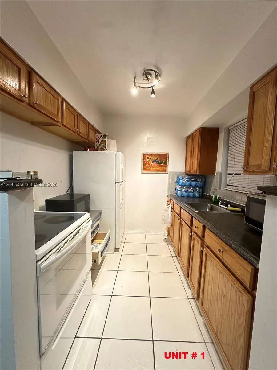 809 NE 2nd St unit 1-2, Hallandale Beach, FL 33009 photo 7