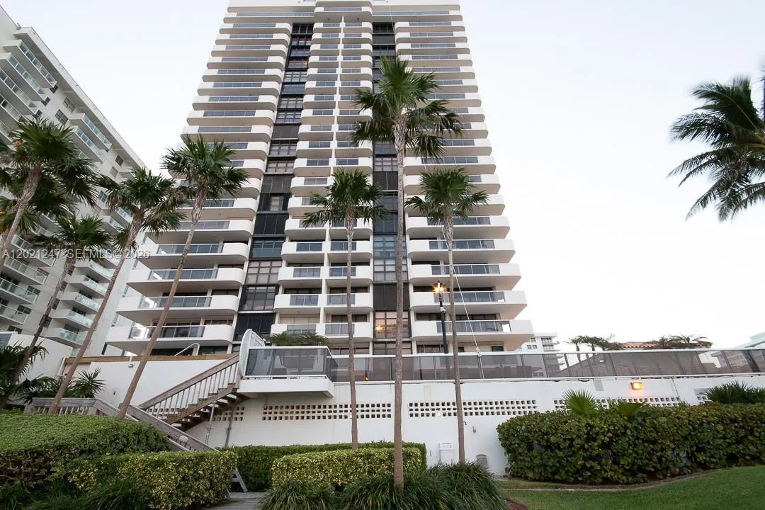 5757 Collins Ave # 703, Miami Beach, FL 33140