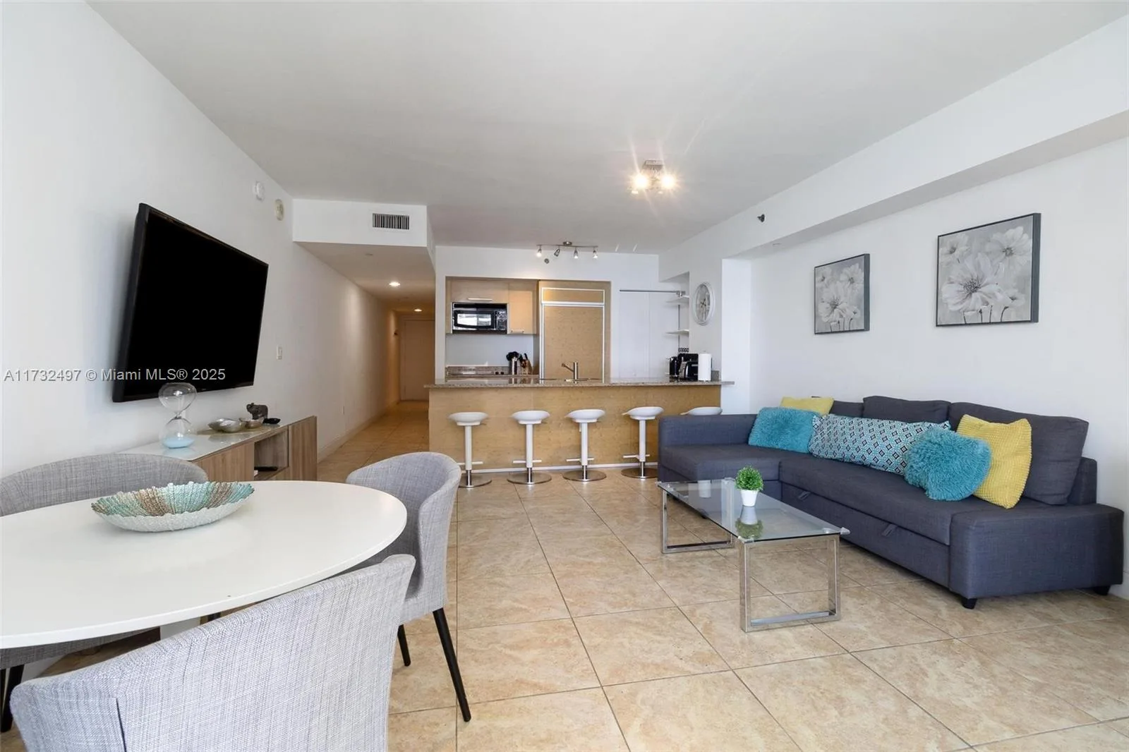 1830 S Ocean Dr # 2409, Hallandale Beach, FL 33009 photo 3