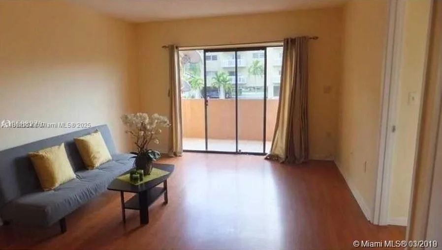 3582 NE 171st St # 203, North Miami Beach, FL 33160