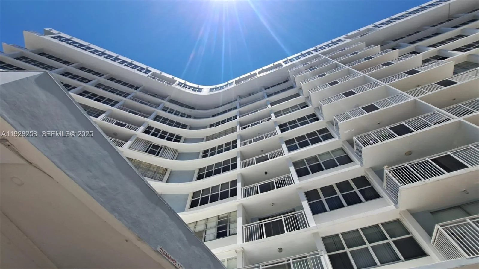 1801 S Ocean Dr # PH33, Hallandale Beach, FL 33009