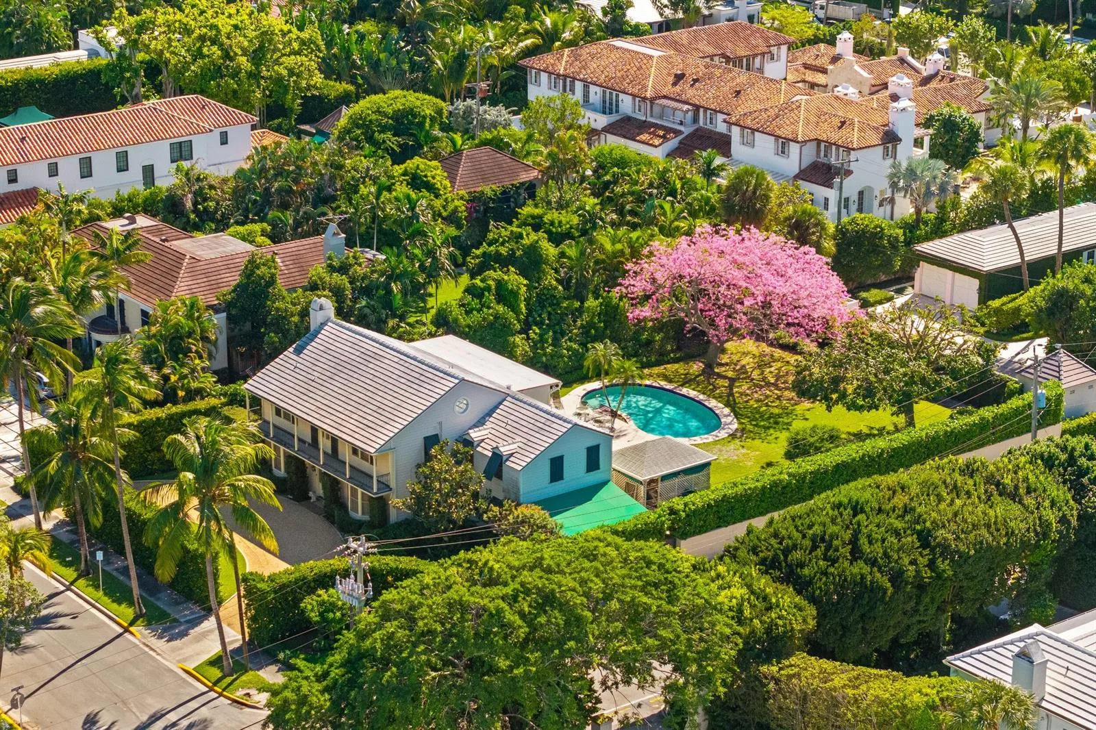 334 Barton Avenue, Palm Beach, FL 33480 photo 2