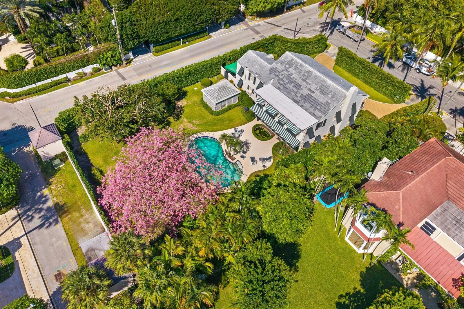 334 Barton Avenue, Palm Beach, FL 33480 photo 4