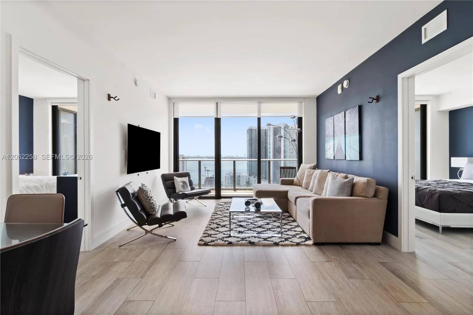 121 NE 34th St # 2807, Miami, FL 33137 photo 2