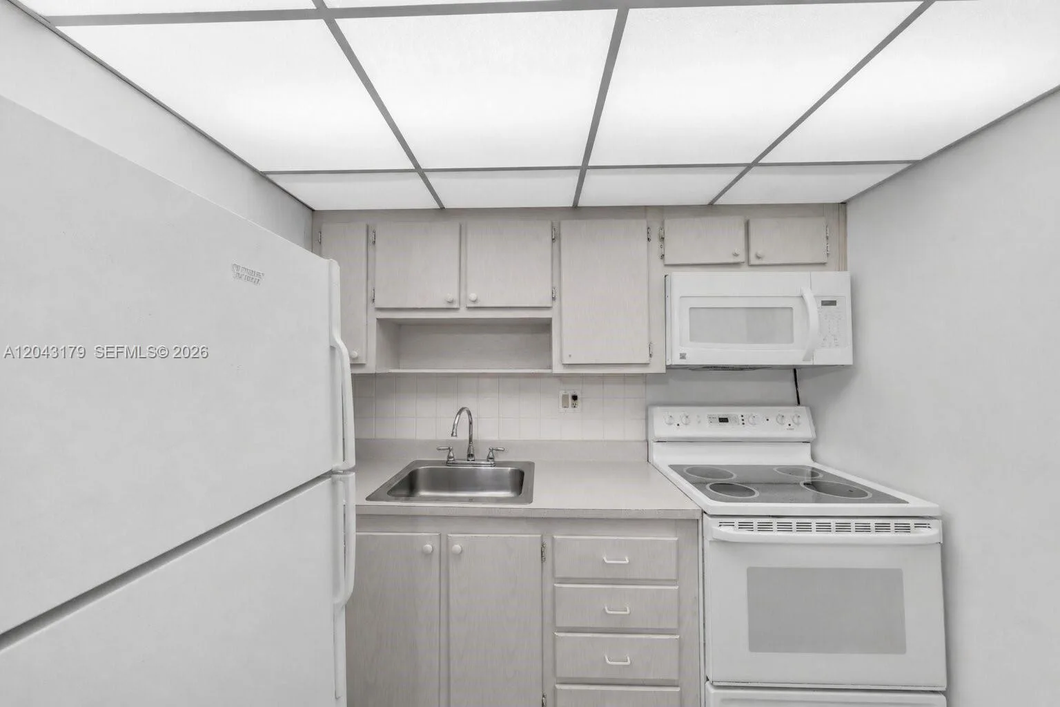250 174th St # 810(Available Now), Sunny Isles Beach, FL 33160 photo 9