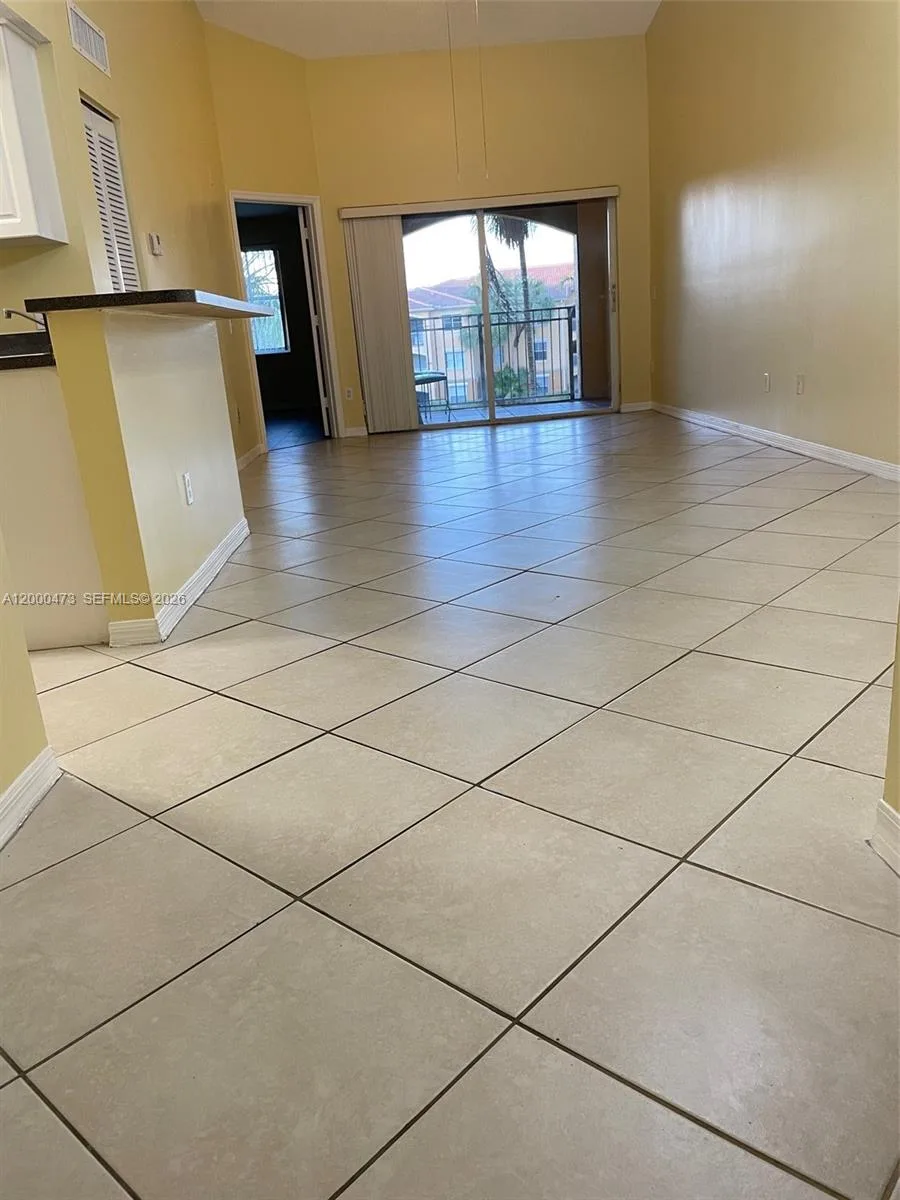 9645 NW 1st Ct # 1-303, Pembroke Pines, FL 33024 photo 5