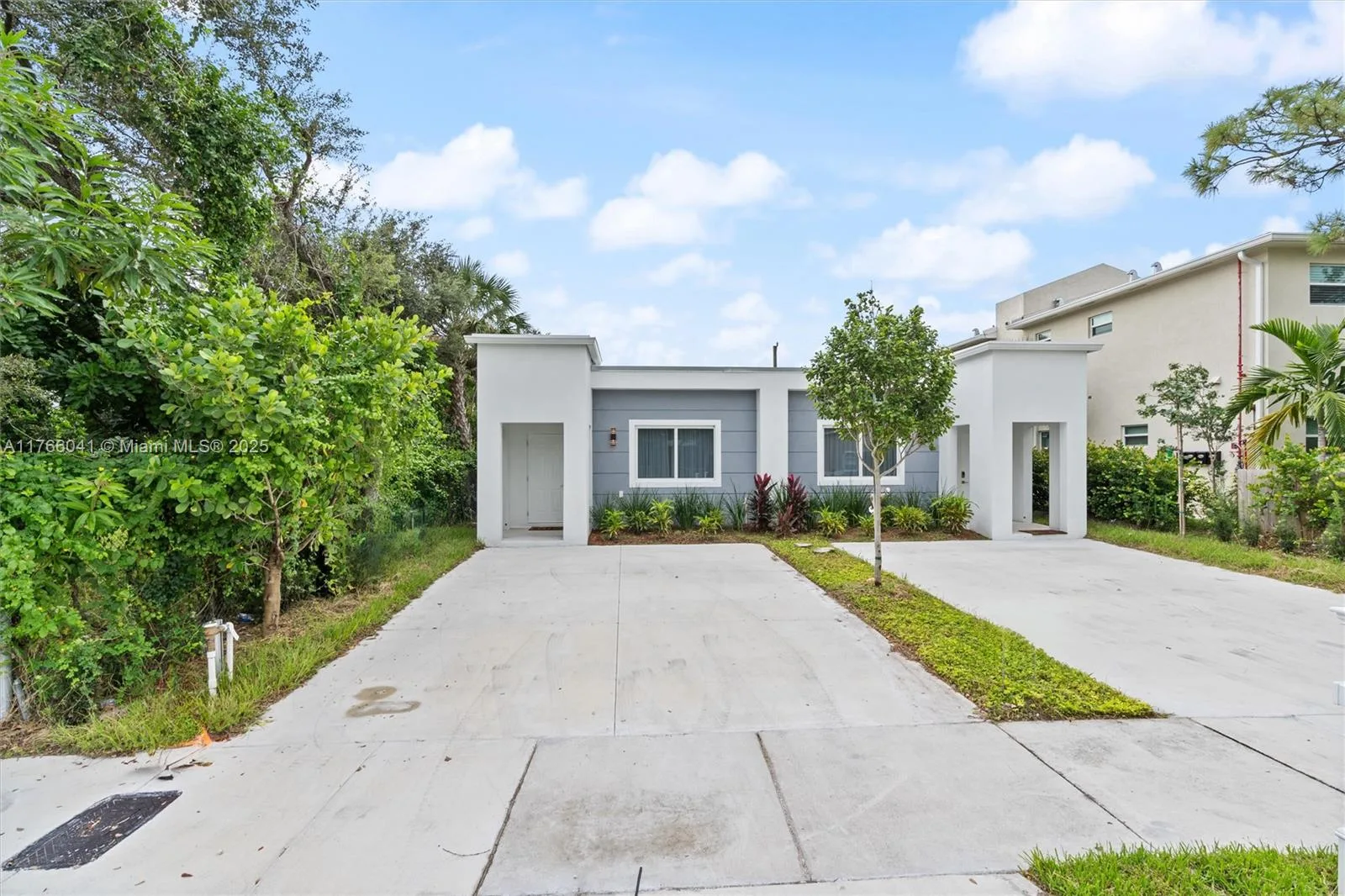 1212 NW 6th Ct, Fort Lauderdale, FL 33311 photo 2