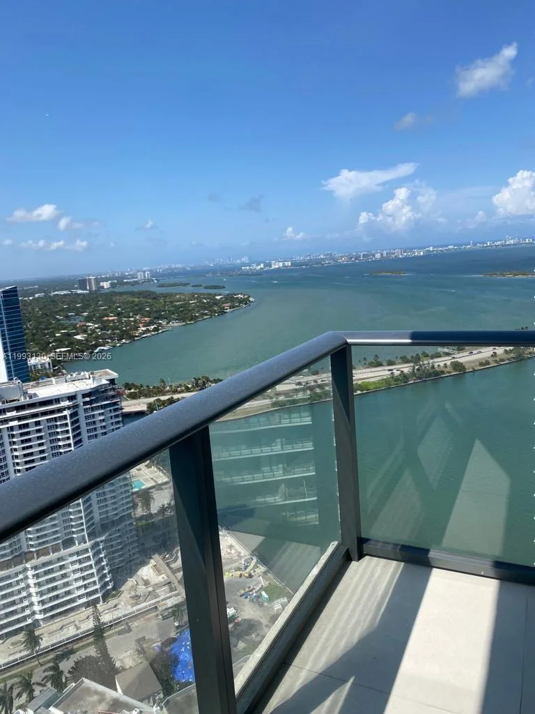 650 NE 32nd St # 4308, Miami, FL 33137 photo 2