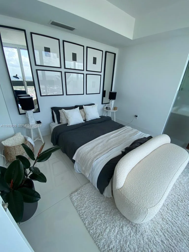 650 NE 32nd St # 4308, Miami, FL 33137 photo 4