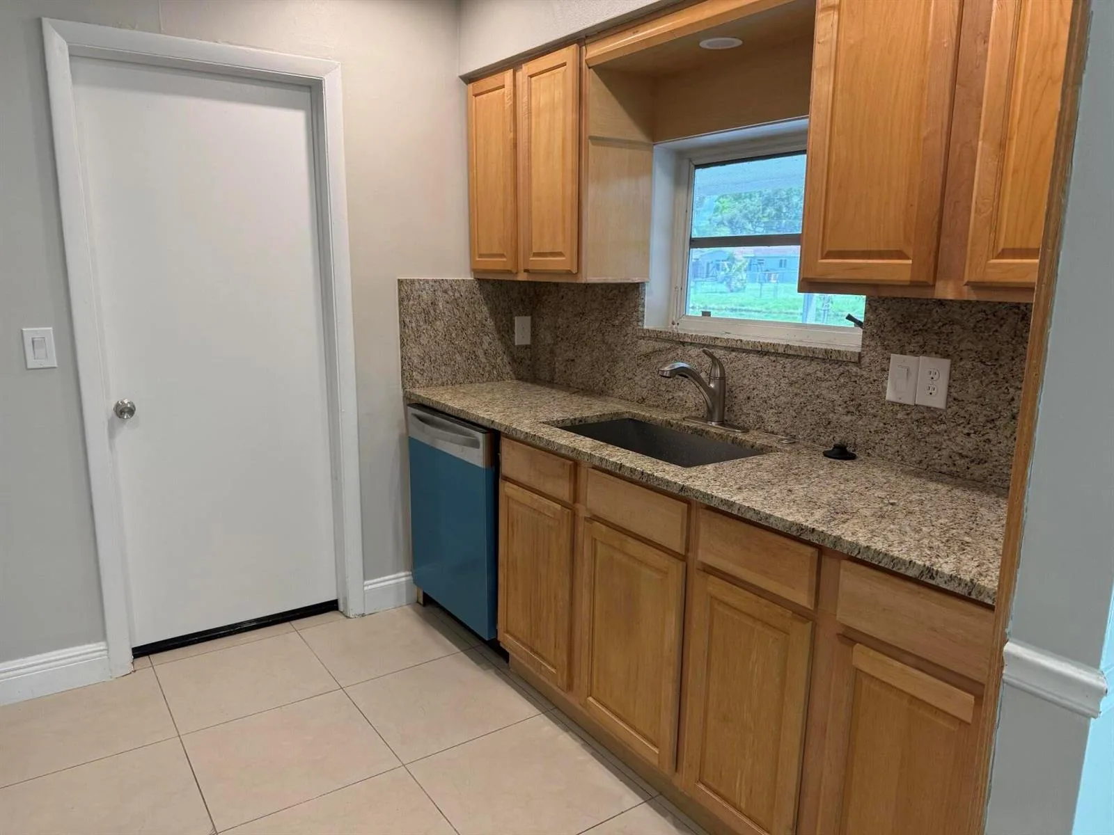 5180 SW 94TH Avenue, Cooper City, FL 33328
