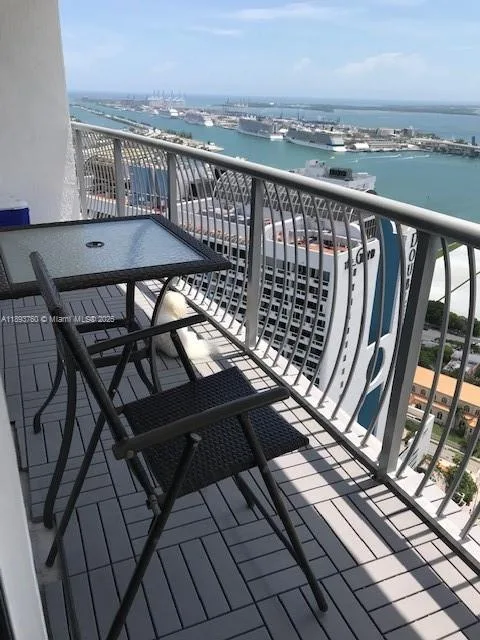 1750 N Bayshore Dr # 4812, Miami, FL 33132