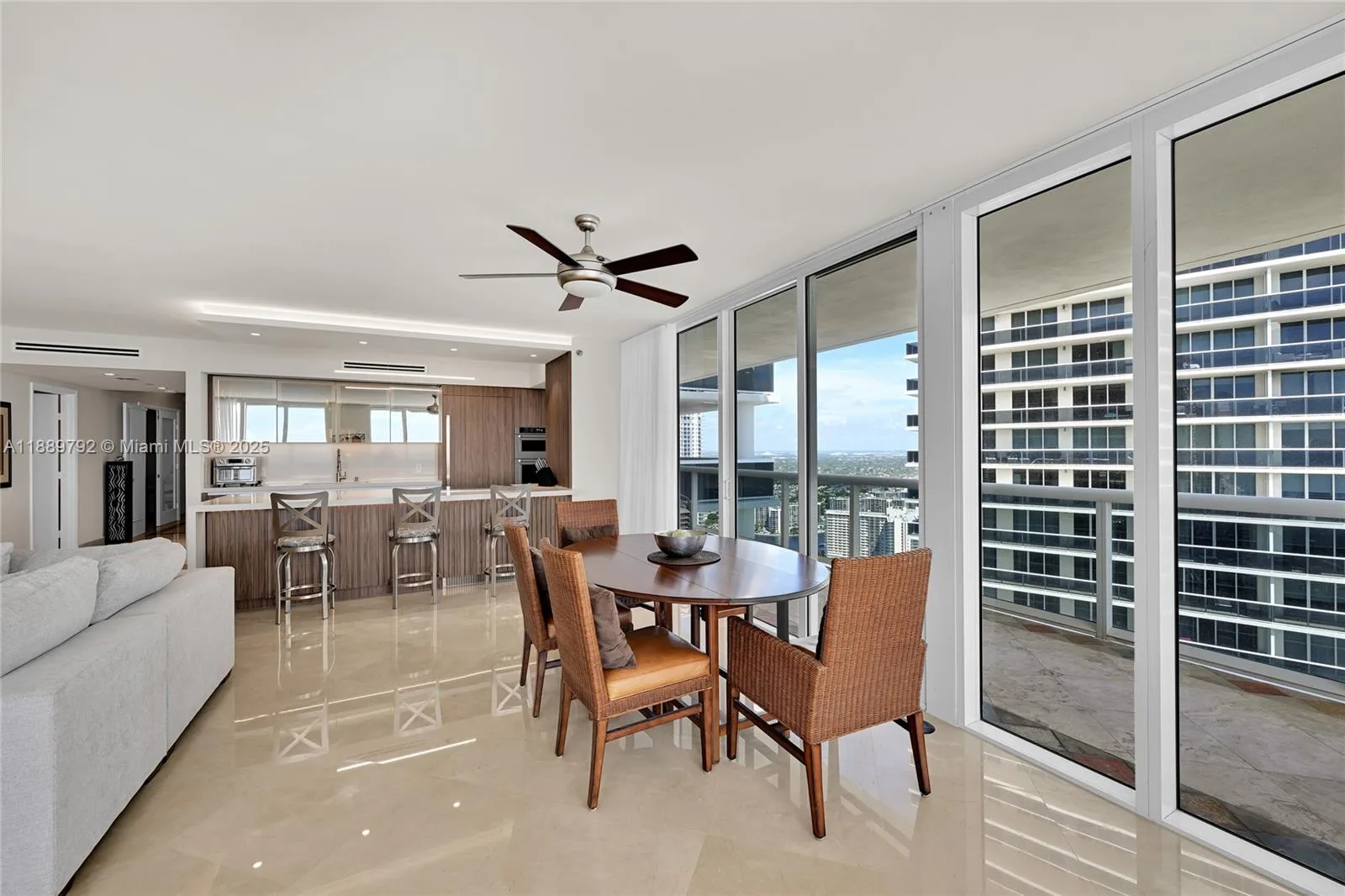 1850 S Ocean Dr # 4001, Hallandale Beach, FL 33009 photo 5