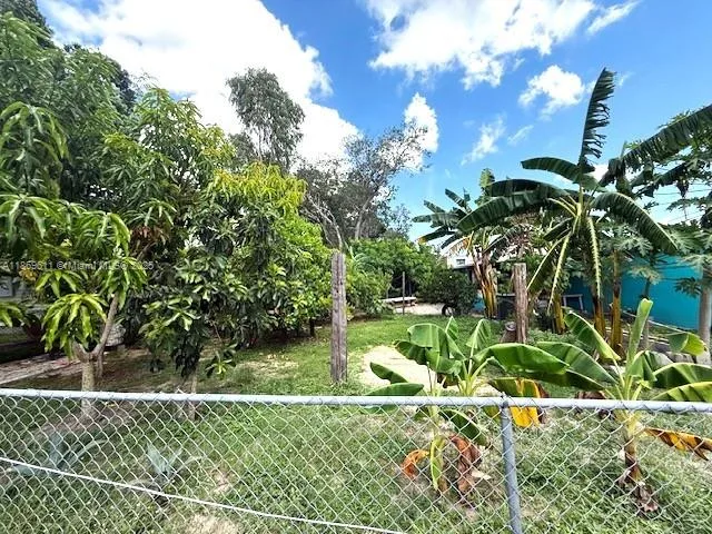 2003 Roseland Ave, Sebring, FL 33870 photo 5