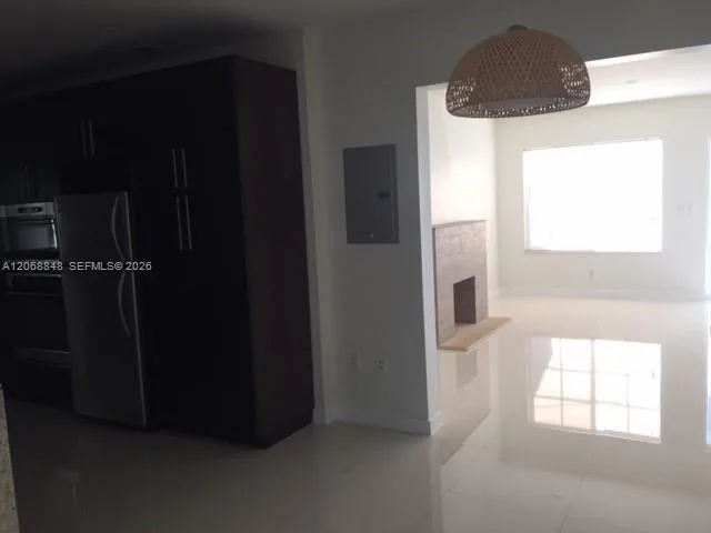 7820 Carlyle Ave, Miami Beach, FL 33141 photo 4