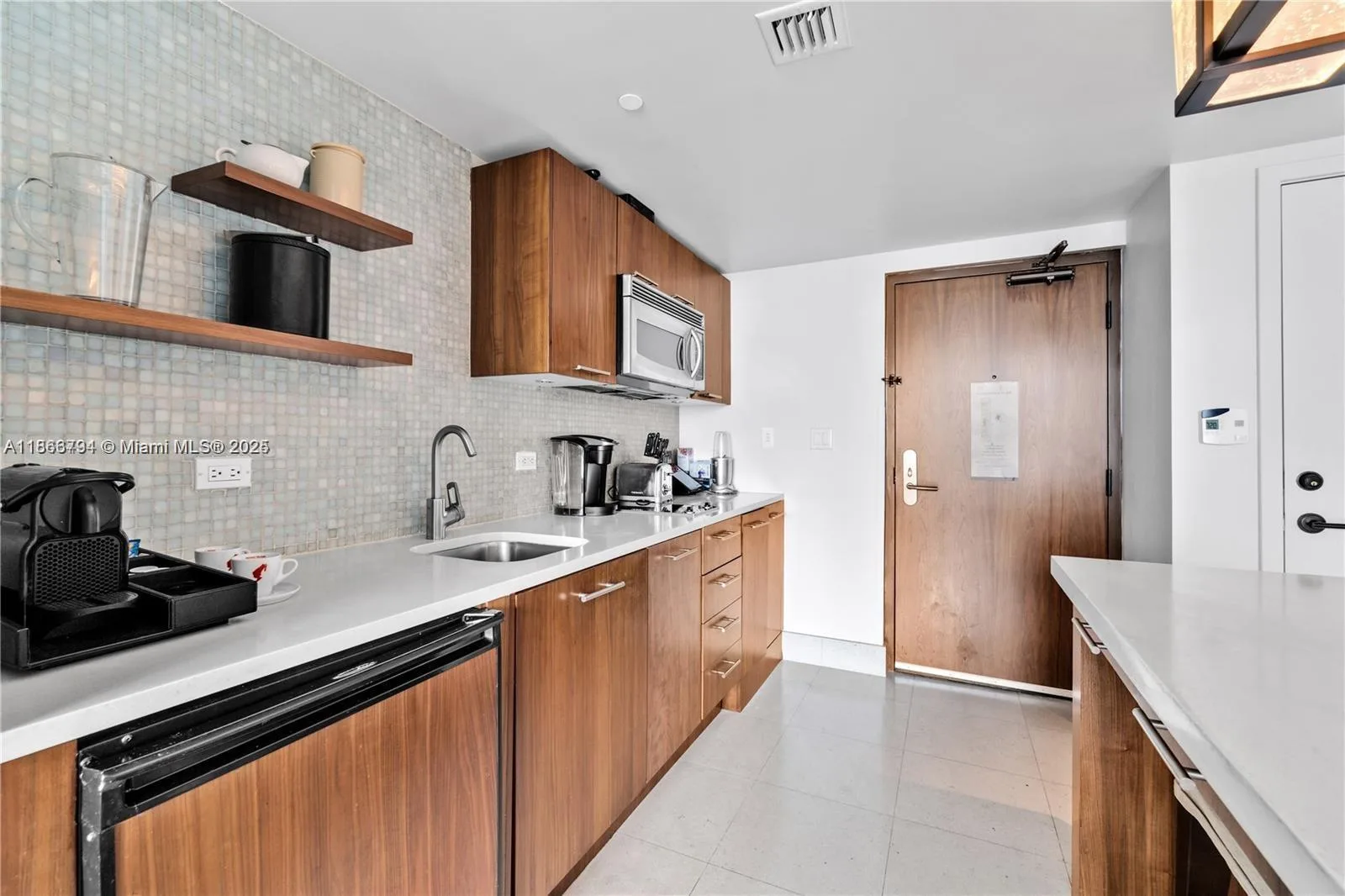 6801 Collins Ave # 818, Miami Beach, FL 33141 photo 8
