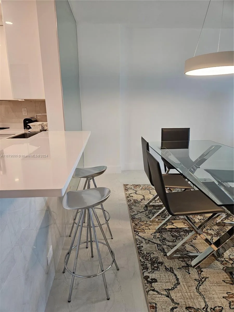 5601 Collins Ave # 1605, Miami Beach, FL 33140 photo 8