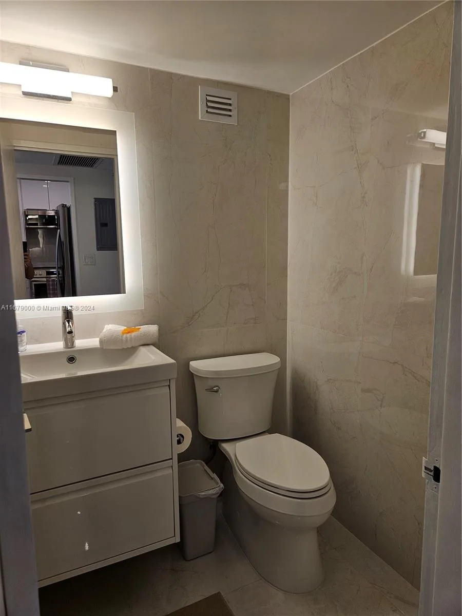 5601 Collins Ave # 1605, Miami Beach, FL 33140 photo 9