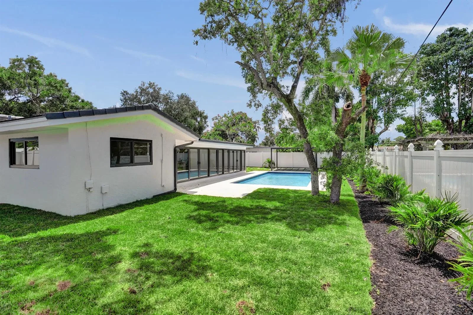 669 SW 3rd Street, Boca Raton, FL 33486 photo 8