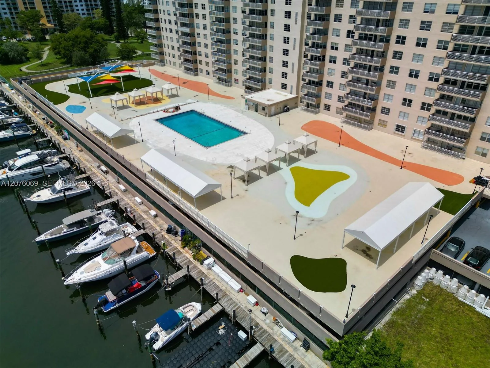 250 174th St # 2304, Sunny Isles Beach, FL 33160 photo 2