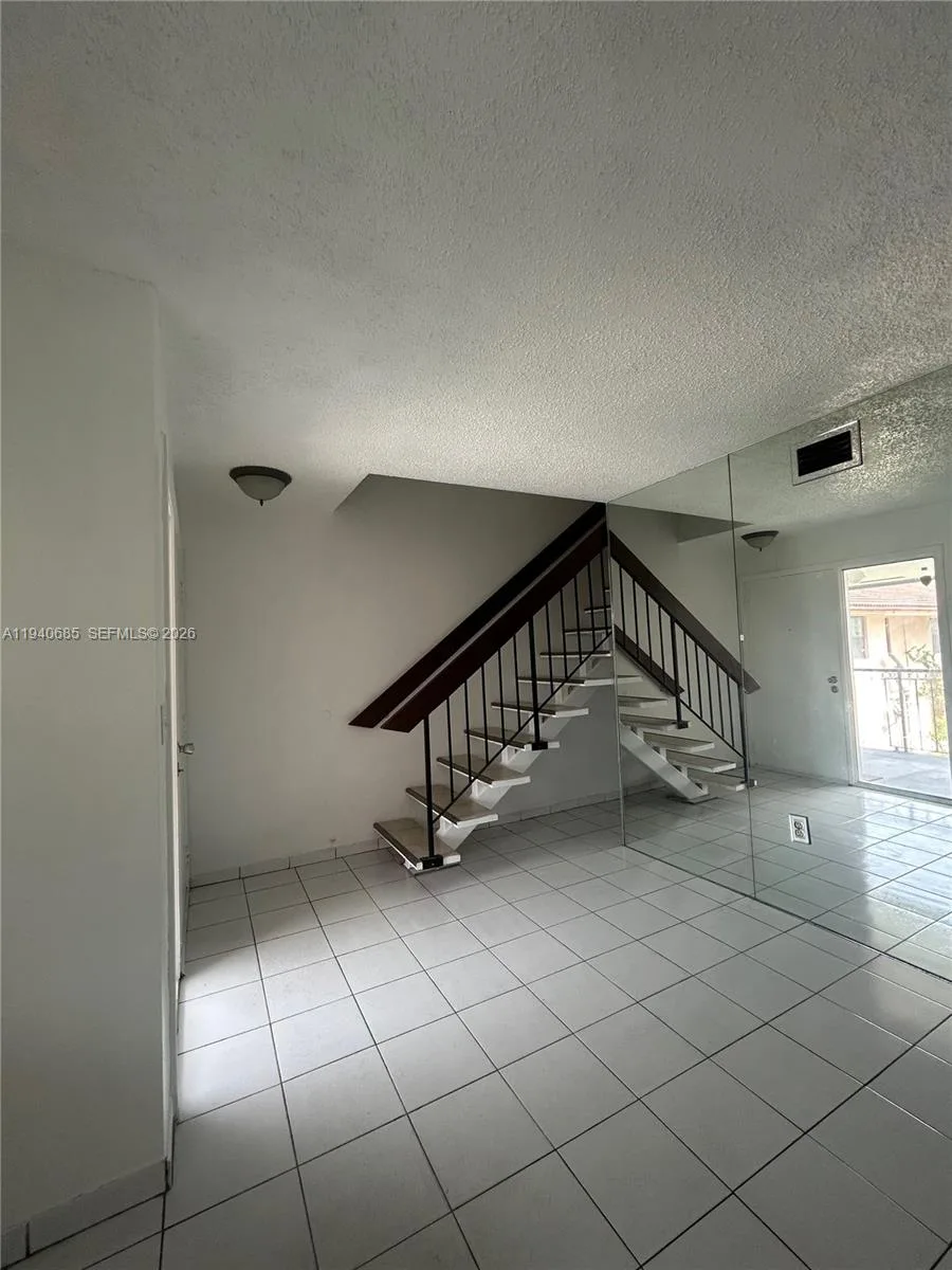 5851 W 20th Ave # 409, Hialeah, FL 33012 photo 3