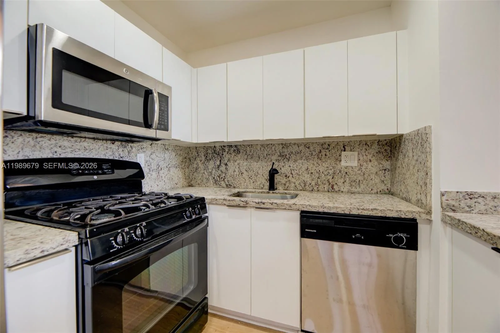 3046 W Missionwood Ln # A-2, Miramar, FL 33025 photo 13