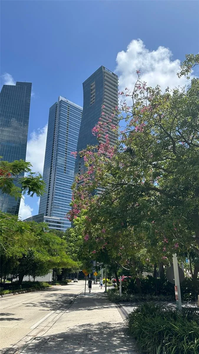 1451 Brickell Ave # 3804, Miami, FL 33131