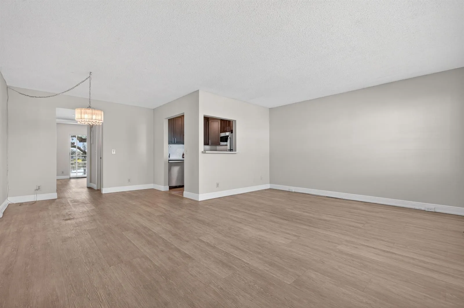 20 Dorset A, Boca Raton, FL 33434 photo 2