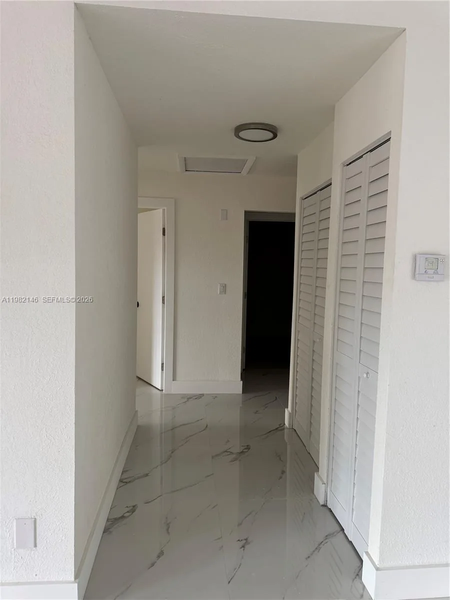 20819 NW 41st Ave Rd, Miami Gardens, FL 33055 photo 9