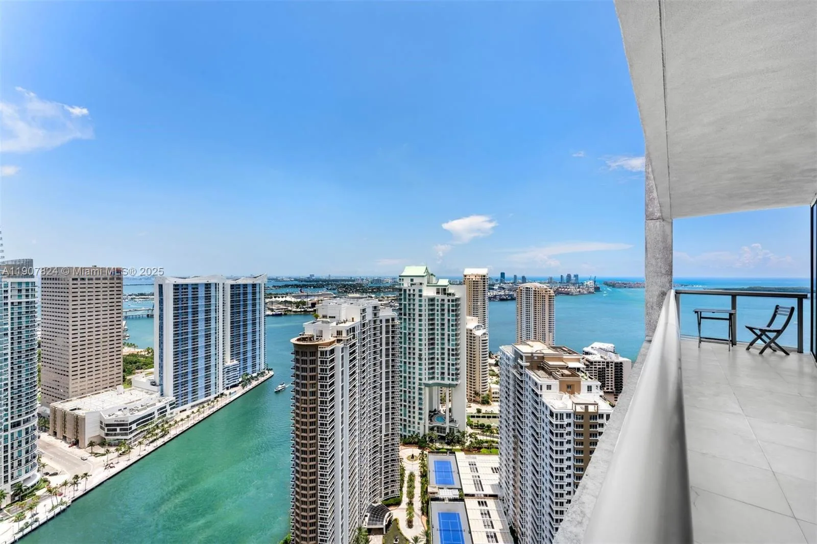 495 Brickell Ave # 4502, Miami, FL 33131 photo 12