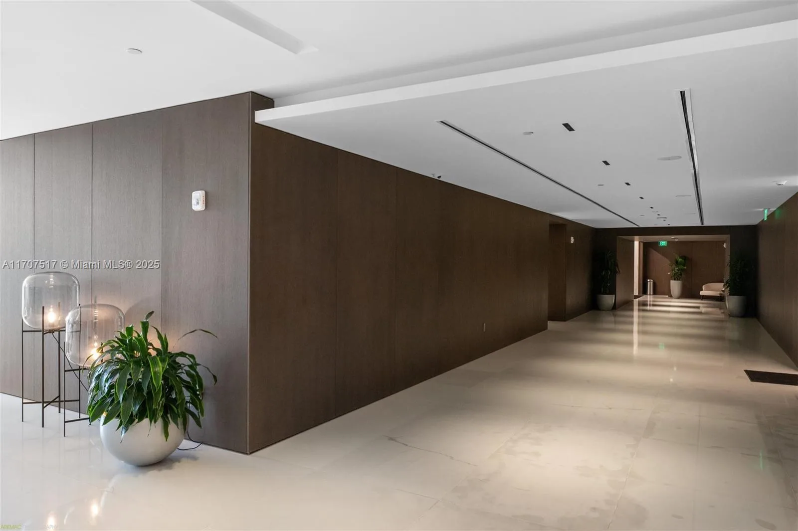 300 Biscayne Blvd Way # 3406, Miami, FL 33131 photo 7