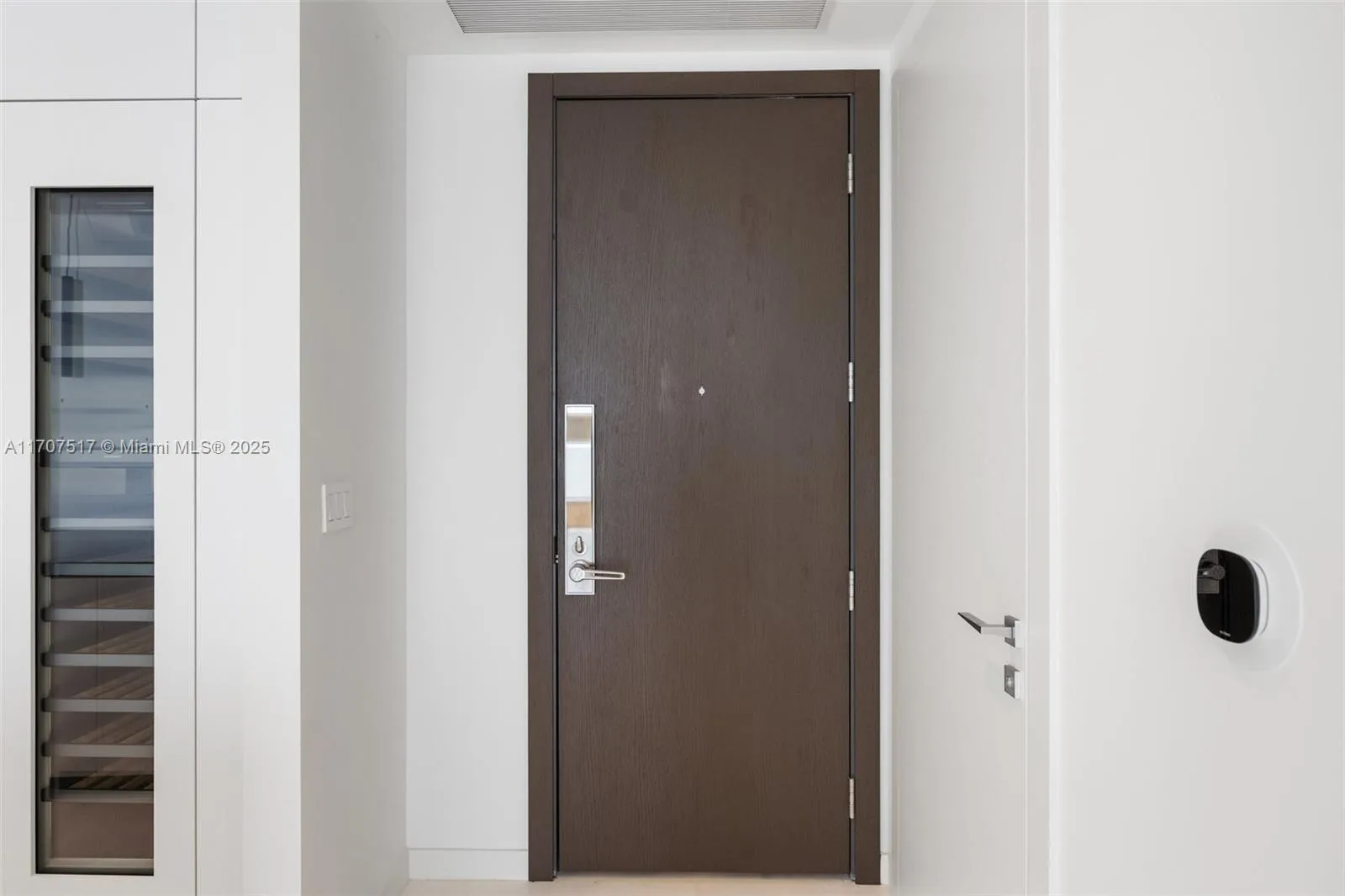 300 Biscayne Blvd Way # 3406, Miami, FL 33131 photo 8
