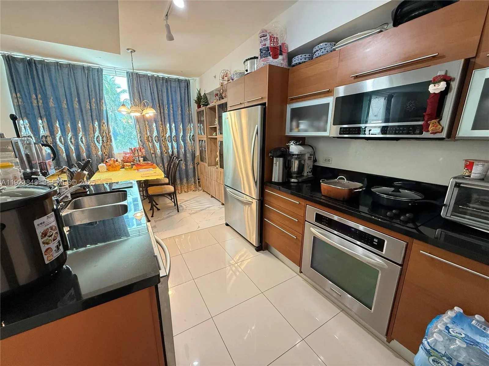 253 NE 2nd St # 908, Miami, FL 33132 photo 6