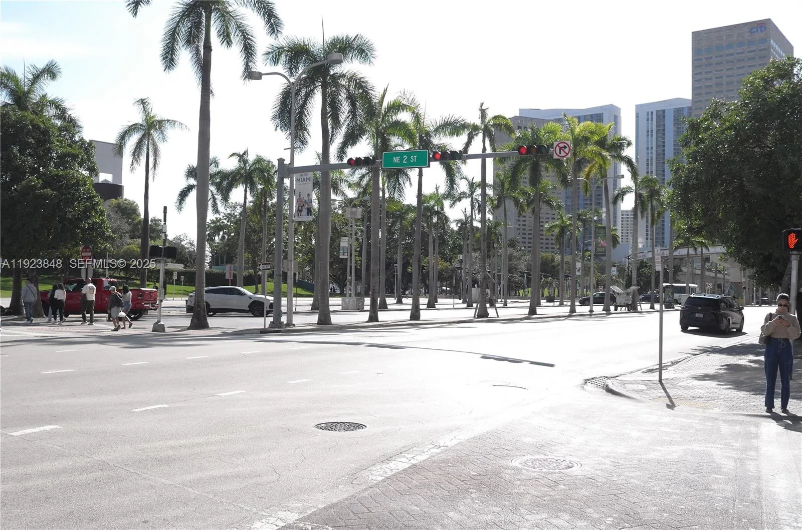 253 NE 2nd St # 908, Miami, FL 33132 photo 9