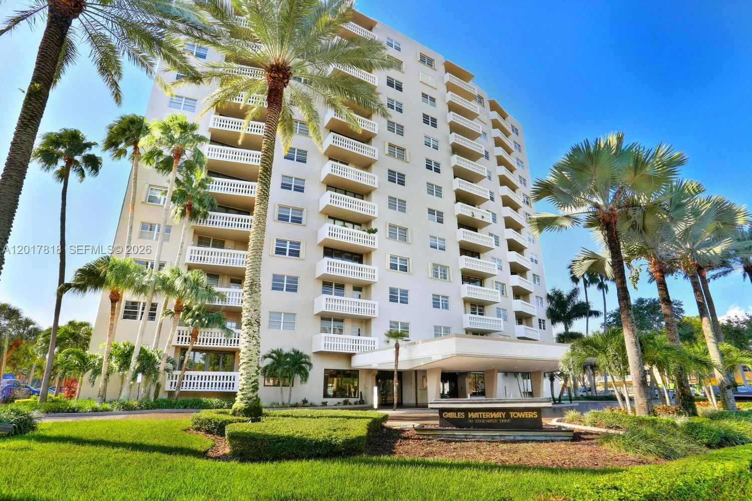 90 Edgewater Dr # 525, Coral Gables, FL 33133 photo 2