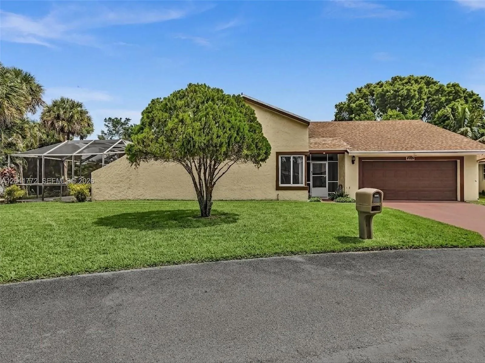 8813 Paradise Ct # 8813, Tamarac, FL 33321 photo 2