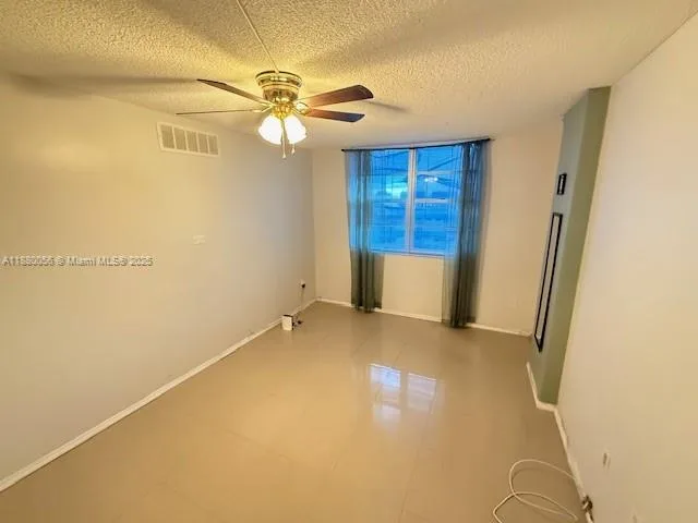 500 Bayview Dr # 1821, Sunny Isles Beach, FL 33160 photo 13