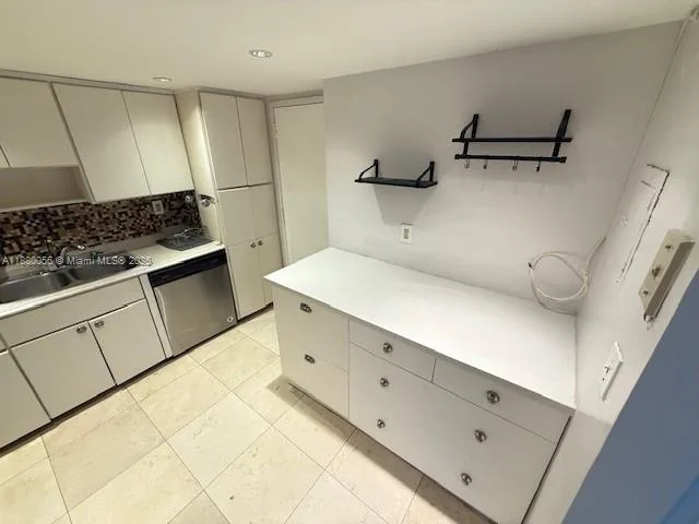 500 Bayview Dr # 1821, Sunny Isles Beach, FL 33160 photo 8