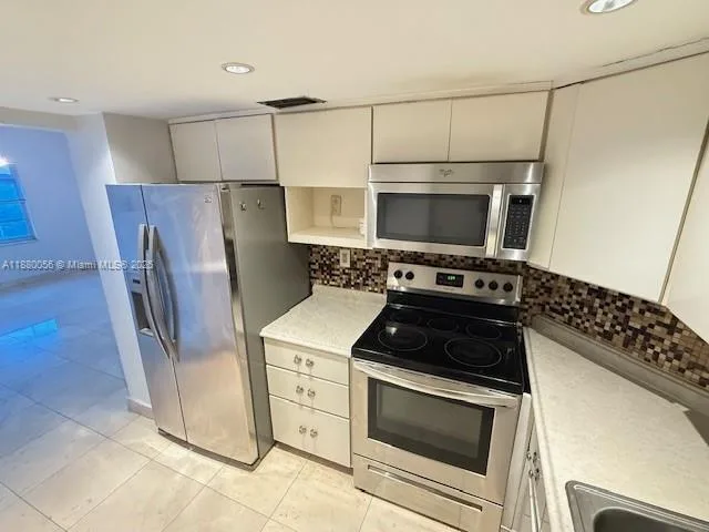 500 Bayview Dr # 1821, Sunny Isles Beach, FL 33160 photo 9