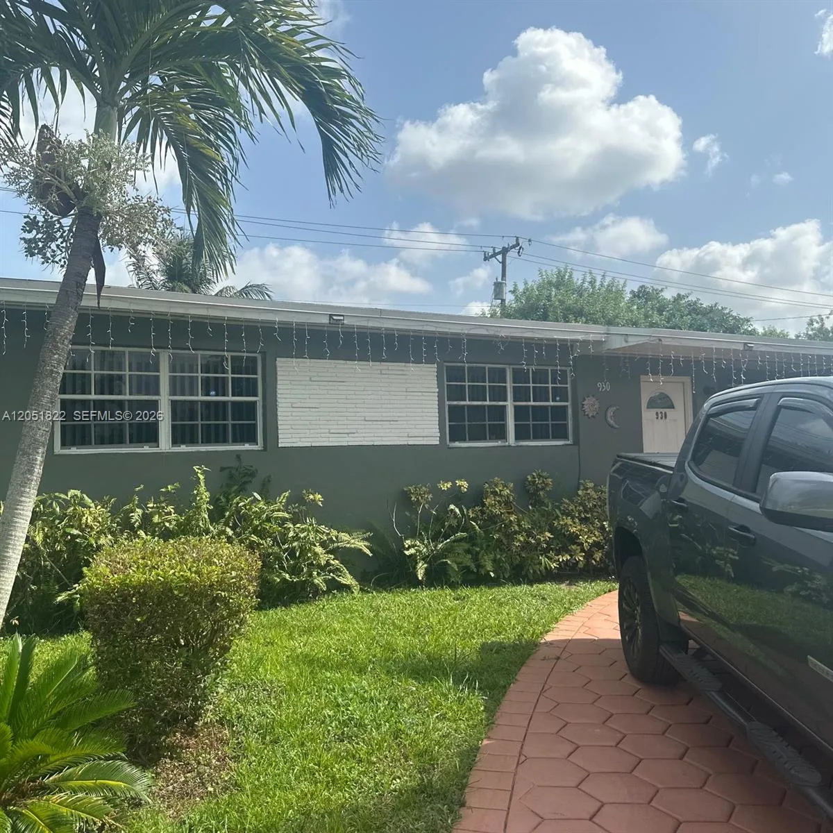 930 NW 180th Ter, Miami Gardens, FL 33169 photo 4