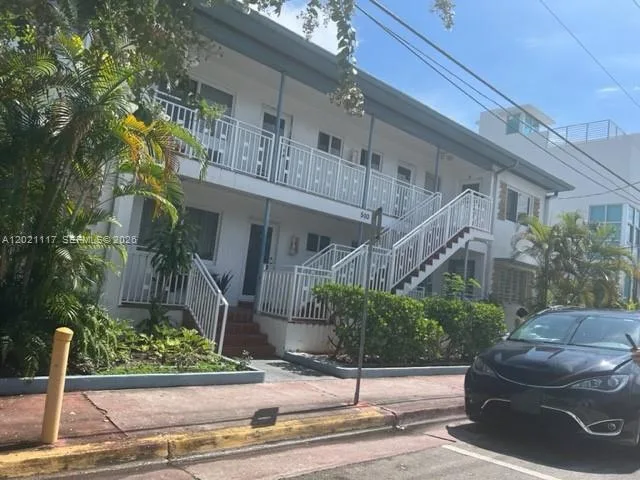 500 77th St # 2, Miami Beach, FL 33141