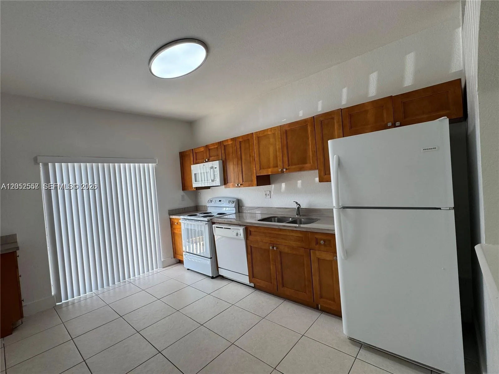 6912 NW 179th St # 107-3, Hialeah, FL 33015 photo 4