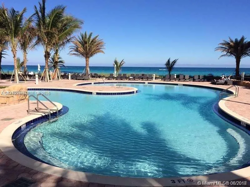 18201 Collins Ave # 1908, Sunny Isles Beach, FL 33160 photo 2
