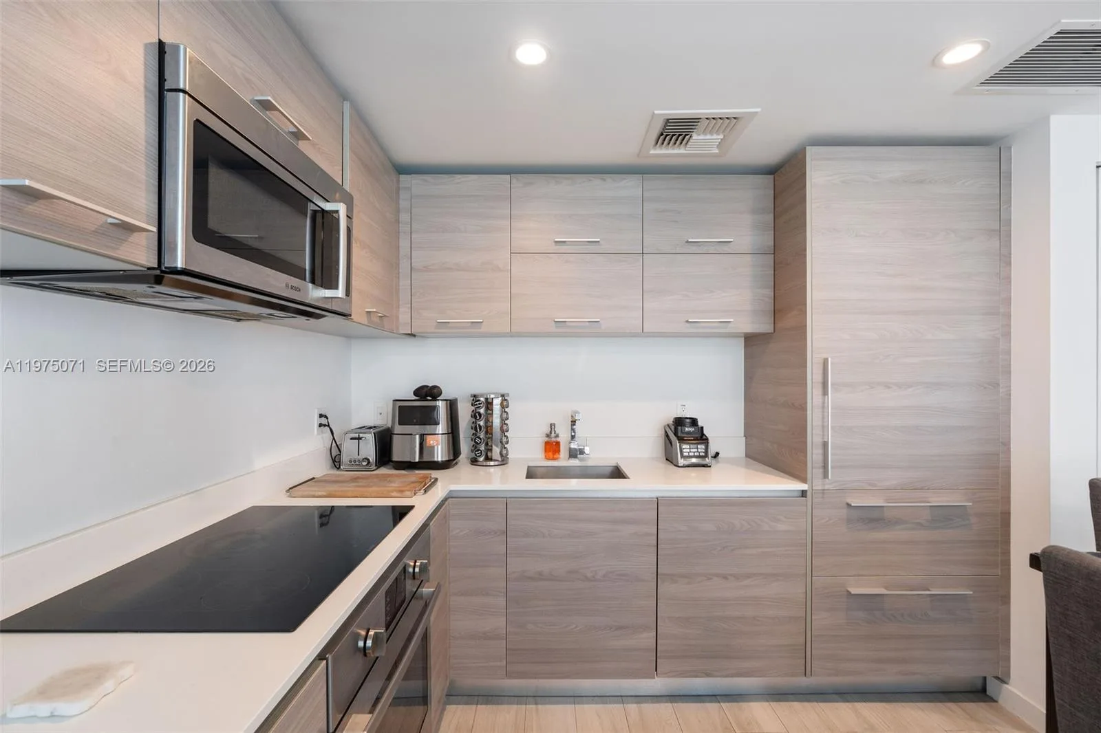 1300 S Miami Ave # 2807, Miami, FL 33130 photo 10