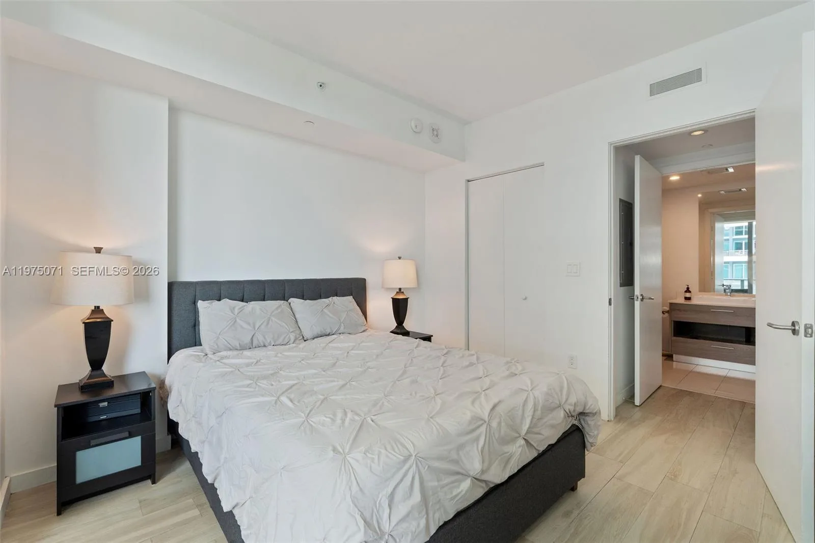 1300 S Miami Ave # 2807, Miami, FL 33130 photo 13