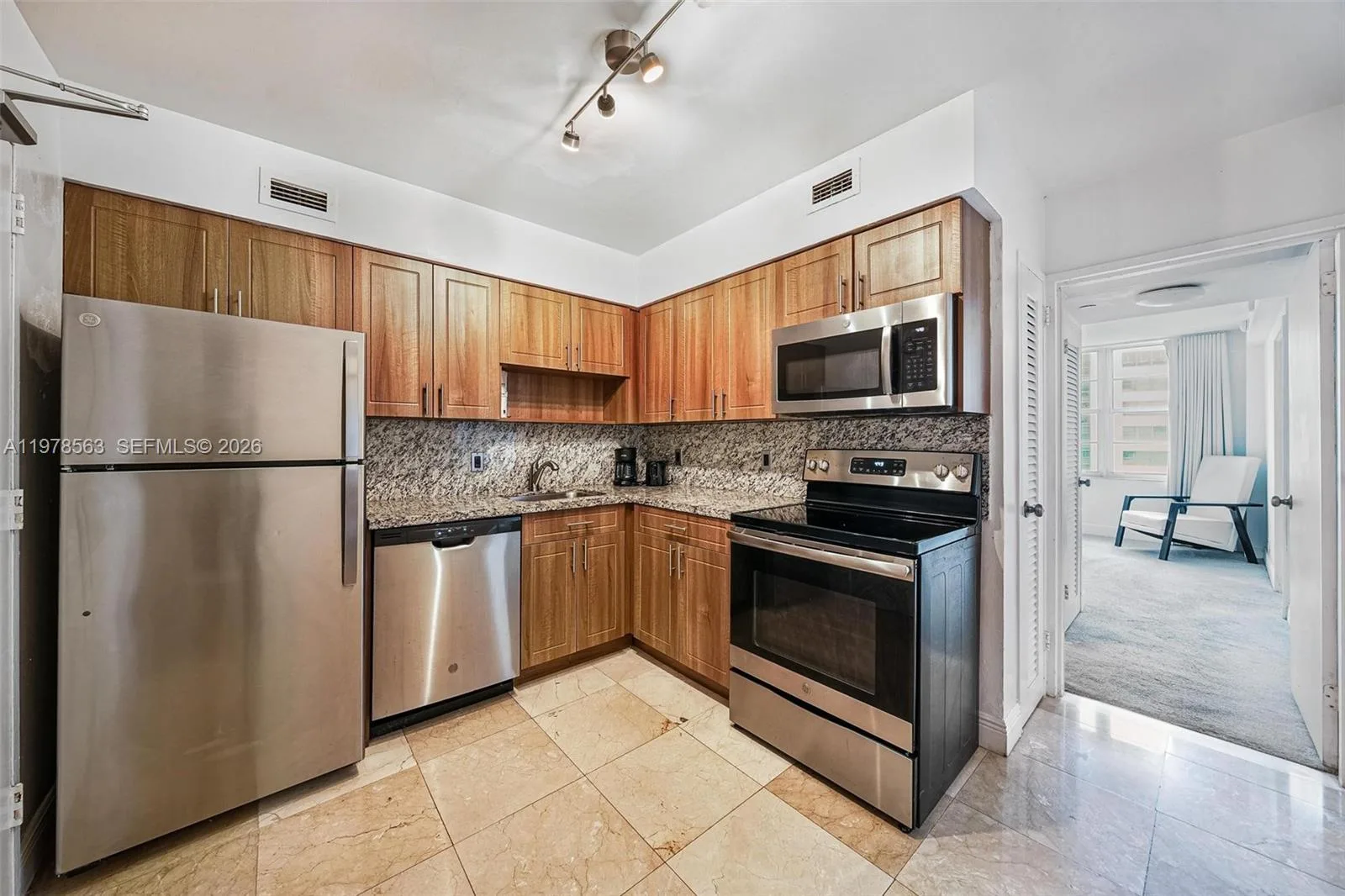 5101 Collins Ave # 11M, Miami Beach, FL 33140 photo 9